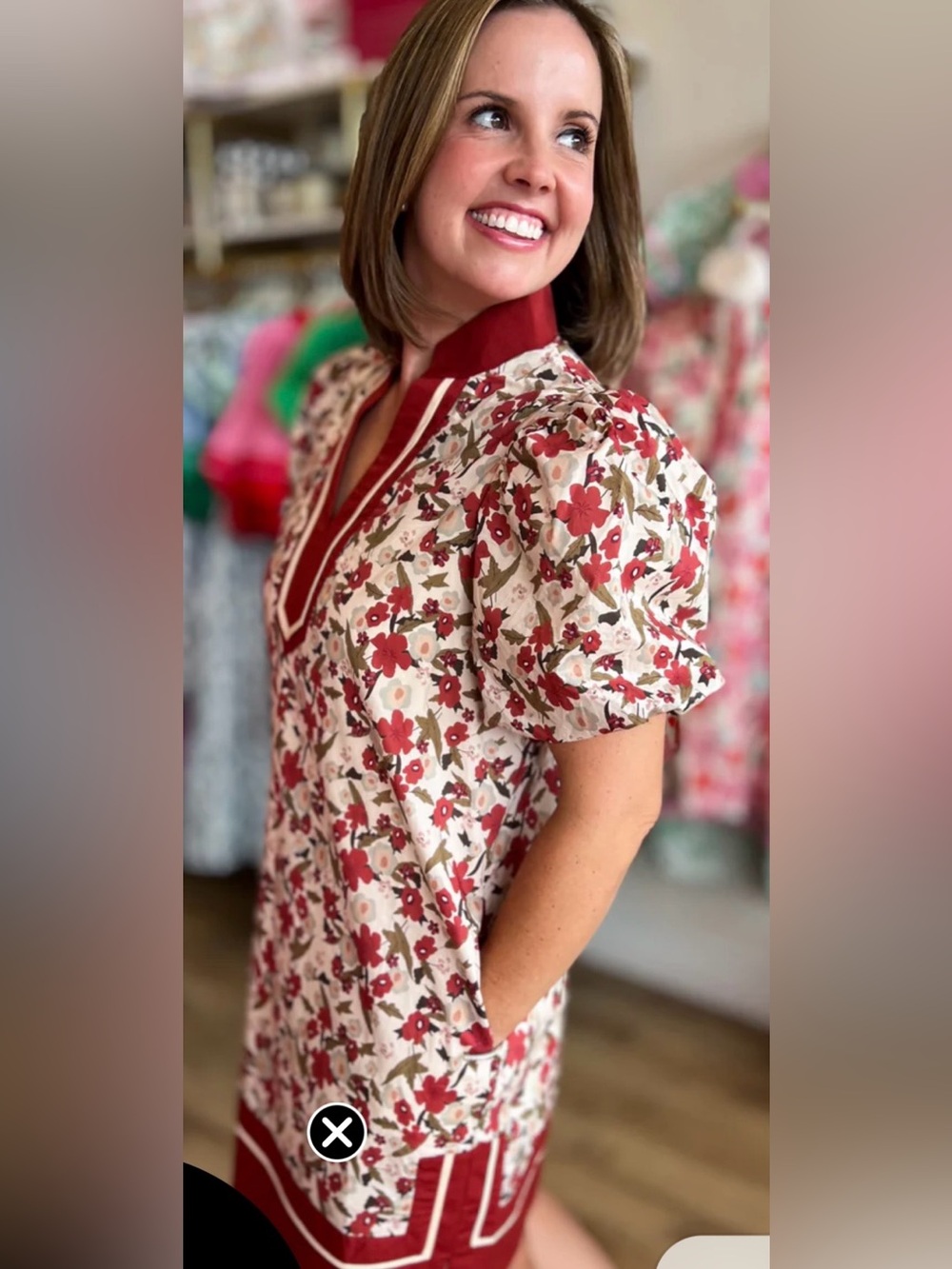 Entro ‘Falling for Florals’ minidress. Size M. NWT.